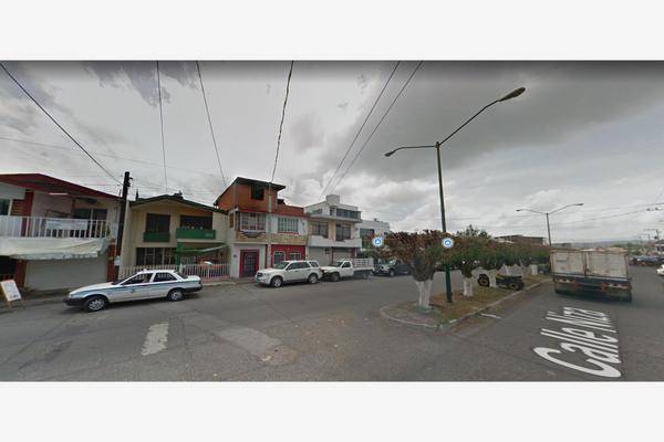 Foto de casa en calle niza , los aguacates, uruapan, michoacán de ocampo, 0 foto 03 Foto de casa en venta en calle niza , los aguacates, uruapan, michoacán de ocampo, 0 No. 03