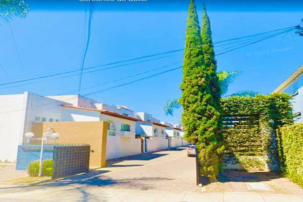 Foto de casa en calzada de los pirules 300, ciudad granja, zapopan, jalisco, 27930960 foto 01 Foto de casa en venta en calzada de los pirules 300, ciudad granja, zapopan, jalisco, 27930960 No. 01