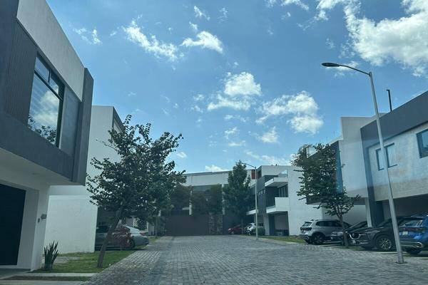 Foto de terreno habitacional en calzada loma , santa cruz buenavista, puebla, puebla, 0 foto 03 Foto de terreno habitacional en venta en calzada loma , santa cruz buenavista, puebla, puebla, 0 No. 03