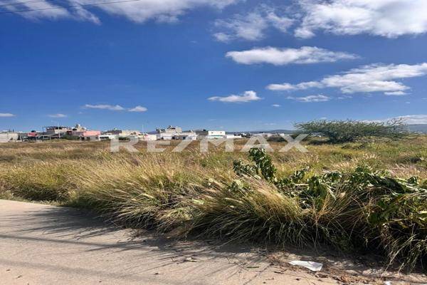 Foto de terreno comercial en camino a mompani , paseos de san miguel, querétaro, querétaro, 30324146 foto 02 Foto de terreno comercial en venta en camino a mompani , paseos de san miguel, querétaro, querétaro, 30324146 No. 02
