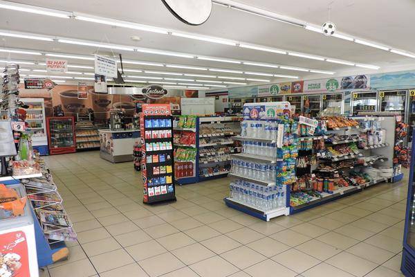 Foto de local en camino a unión del 4 , los fresnos, tlajomulco de zúñiga, jalisco, 0 foto 02 Foto de local en renta en camino a unión del 4 , los fresnos, tlajomulco de zúñiga, jalisco, 0 No. 02