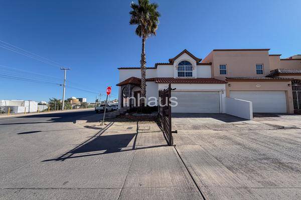Foto de casa en cantera , cima de la cantera, chihuahua, chihuahua, 0 foto 01 Foto de casa en renta en cantera , cima de la cantera, chihuahua, chihuahua, 0 No. 01