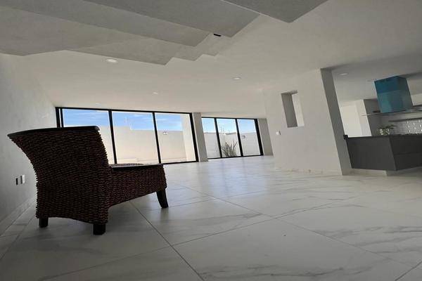 Foto de casa en capital norte , pontevedra, zapopan, jalisco, 30010131 foto 03 Foto de casa en venta en capital norte , pontevedra, zapopan, jalisco, 30010131 No. 03