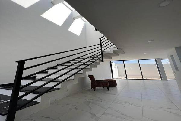 Foto de casa en capital norte , pontevedra, zapopan, jalisco, 30010131 foto 04 Foto de casa en venta en capital norte , pontevedra, zapopan, jalisco, 30010131 No. 04