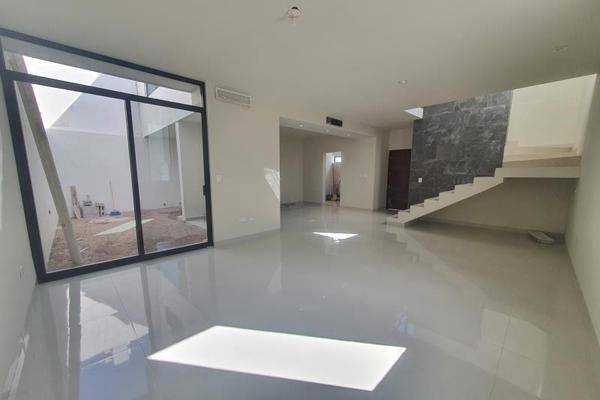 Foto de casa en cerrada camaleon 153, los viñedos, torreón, coahuila de zaragoza, 24341713 foto 03 Foto de casa en venta en cerrada camaleon 153, los viñedos, torreón, coahuila de zaragoza, 24341713 No. 03