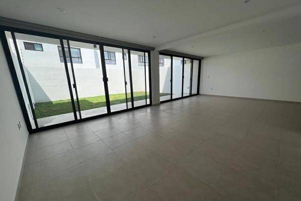 Foto de casa en circuito altos juriquilla , altos juriquilla, querétaro, querétaro, 0 foto 02 Foto de casa en renta en circuito altos juriquilla , altos juriquilla, querétaro, querétaro, 0 No. 02