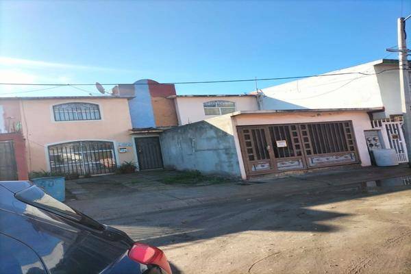 Foto de casa en circuito de los almendros el refugio , el refugio, tijuana, baja california, 0 foto 02 Foto de casa en venta en circuito de los almendros el refugio , el refugio, tijuana, baja california, 0 No. 02