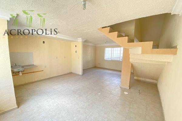 Foto de casa en circuito n , villas del pedregal iii, morelia, michoacán de ocampo, 18583762 foto 02 Foto de casa en venta en circuito n , villas del pedregal iii, morelia, michoacán de ocampo, 18583762 No. 02