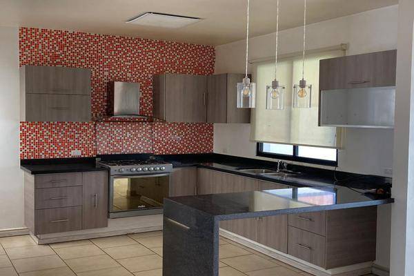 Foto de casa en circuito peñas 400 , juriquilla, querétaro, querétaro, 0 foto 03 Foto de casa en venta en circuito peñas 400 , juriquilla, querétaro, querétaro, 0 No. 03