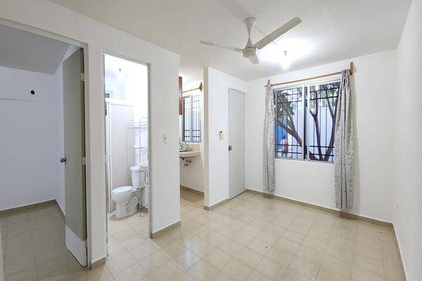 Foto de casa en , ciudad caucel, mérida, yucatán, 30441163 foto 02 Foto de casa en renta en , ciudad caucel, mérida, yucatán, 30441163 No. 02