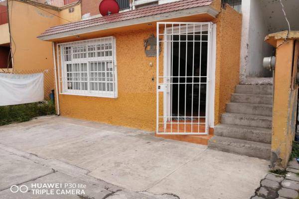 Foto de casa en coapa 7, infonavit san francisco, metepec, estado de méxico **, san francisco, metepec, méxico, 16835254 foto 01 Foto de casa en venta en coapa 7, infonavit san francisco, metepec, estado de méxico **, san francisco, metepec, méxico, 16835254 No. 01