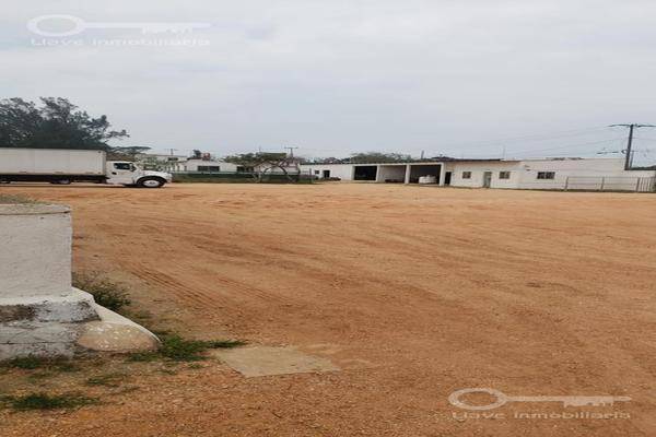 Foto de bodega en , coatzacoalcos, coatzacoalcos, veracruz de ignacio de la llave, 25512242 foto 02 Foto de bodega en renta en , coatzacoalcos, coatzacoalcos, veracruz de ignacio de la llave, 25512242 No. 02