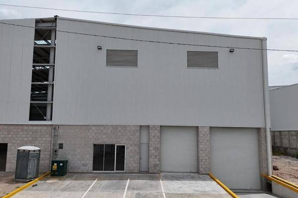 Foto de nave industrial en condominio industrial santa cruz , santa cruz de las flores, tlajomulco de zúñiga, jalisco, 0 foto 01 Foto de nave industrial en renta en condominio industrial santa cruz , santa cruz de las flores, tlajomulco de zúñiga, jalisco, 0 No. 01