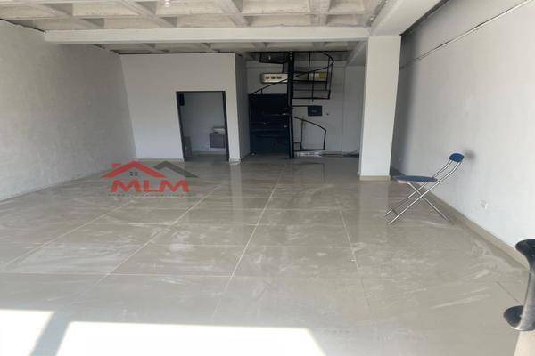 Foto de local en , contry la silla, guadalupe, nuevo león, 30392826 foto 01 Foto de local en renta en , contry la silla, guadalupe, nuevo león, 30392826 No. 01