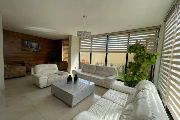 Foto de casa en coto casa fuerte , el alcázar (casa fuerte), tlajomulco de zúñiga, jalisco, 0 foto 03 Foto de casa en venta en coto casa fuerte , el alcázar (casa fuerte), tlajomulco de zúñiga, jalisco, 0 No. 03