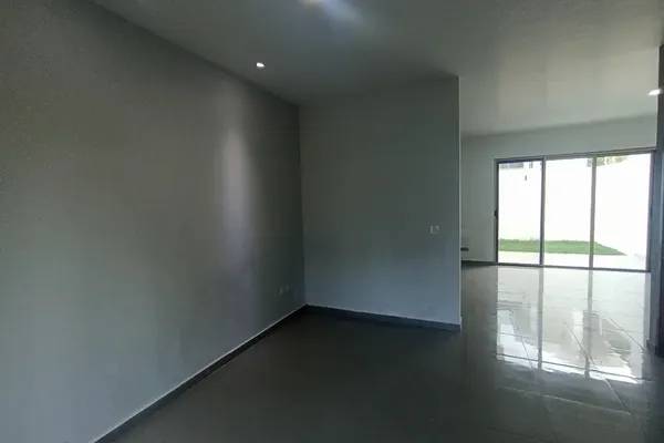 Foto de casa en coto la fortaleza 1, el alcázar (casa fuerte), tlajomulco de zúñiga, jalisco, 0 foto 03 Foto de casa en renta en coto la fortaleza 1, el alcázar (casa fuerte), tlajomulco de zúñiga, jalisco, 0 No. 03