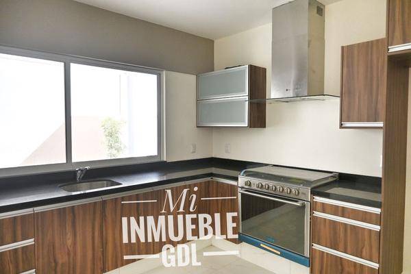 Foto de casa en coto roble , bosques vallarta, zapopan, jalisco, 21715269 foto 05 Foto de casa en venta en coto roble , bosques vallarta, zapopan, jalisco, 21715269 No. 05