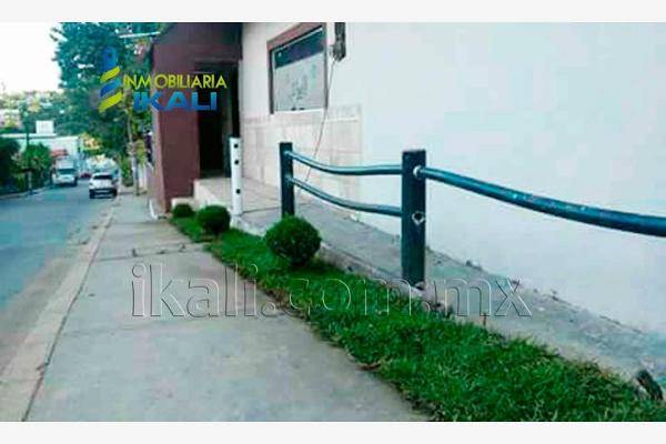 Foto de edificio en cruz chiquita , papantla centro, papantla, veracruz de ignacio de la llave, 0 foto 04 Foto de edificio en venta en cruz chiquita , papantla centro, papantla, veracruz de ignacio de la llave, 0 No. 04