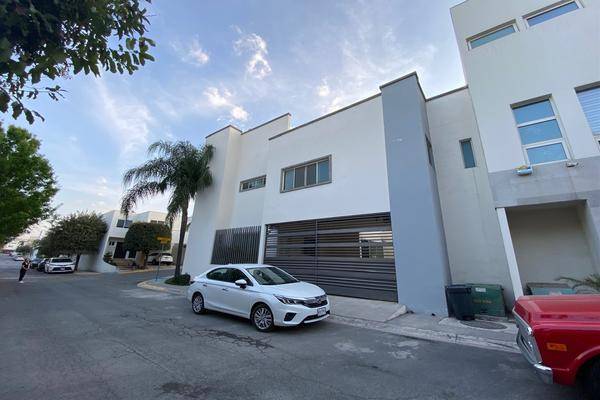 Foto de casa en cumbres providencia, monterrey, nuevo león , cumbres providencia, monterrey, nuevo león, 0 foto 04 Foto de casa en venta en cumbres providencia, monterrey, nuevo león , cumbres providencia, monterrey, nuevo león, 0 No. 04