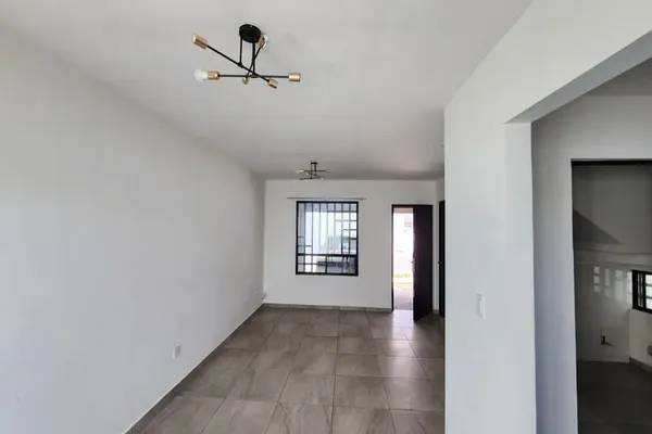 Foto de casa en , cumbres vista residencial, saltillo, coahuila de zaragoza, 0 foto 03 Foto de casa en renta en , cumbres vista residencial, saltillo, coahuila de zaragoza, 0 No. 03