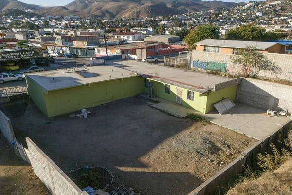 Foto de local en de las higueras , lomas y jardines de valle verde, ensenada, baja california, 0 foto 04 Foto de local en venta en de las higueras , lomas y jardines de valle verde, ensenada, baja california, 0 No. 04