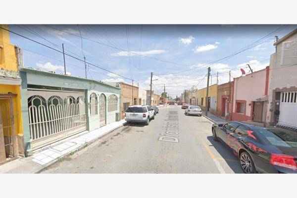 Foto de casa en doctor dionisio garcia fuentes , saltillo zona centro, saltillo, coahuila de zaragoza, 24607052 foto 02 Foto de casa en venta en doctor dionisio garcia fuentes , saltillo zona centro, saltillo, coahuila de zaragoza, 24607052 No. 02