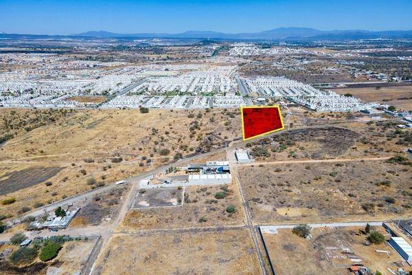 Foto de terreno habitacional en ejido el colorado , cerrito colorado, el marqués, querétaro, 0 foto 03 Foto de terreno habitacional en venta en ejido el colorado , cerrito colorado, el marqués, querétaro, 0 No. 03