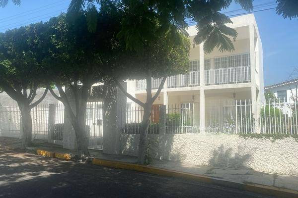 Foto de casa en el retiro , el retiro, tuxtla gutiérrez, chiapas, 30130465 foto 02 Foto de casa en renta en el retiro , el retiro, tuxtla gutiérrez, chiapas, 30130465 No. 02