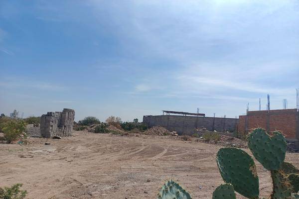 Foto de terreno habitacional en , escalerillas, san luis potosí, san luis potosí, 27118824 foto 02 Foto de terreno habitacional en venta en , escalerillas, san luis potosí, san luis potosí, 27118824 No. 02