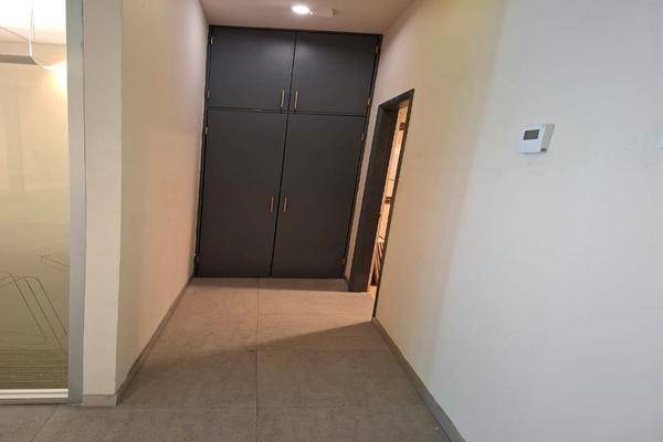 Foto de local en , eugenio garza sada, monterrey, nuevo león, 0 foto 02 Foto de local en renta en , eugenio garza sada, monterrey, nuevo león, 0 No. 02