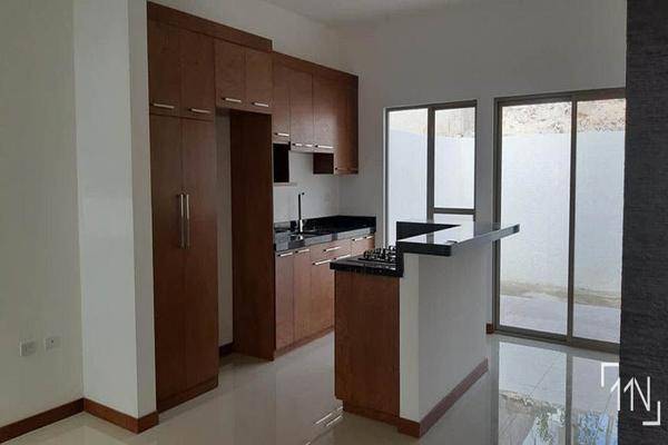 Foto de casa en fraccionamiento albaterra iii , valle escondido, chihuahua, chihuahua, 14228896 foto 02 Foto de casa en venta en fraccionamiento albaterra iii , valle escondido, chihuahua, chihuahua, 14228896 No. 02