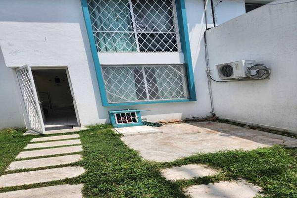 Foto de casa en fraccionamiento , el portal de hierro, tuxtla gutiérrez, chiapas, 0 foto 01 Foto de casa en renta en fraccionamiento , el portal de hierro, tuxtla gutiérrez, chiapas, 0 No. 01
