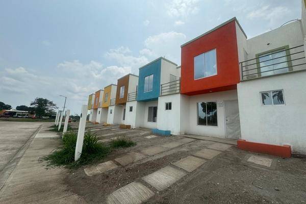 Foto de casa en fraccionamiento hacienda real , los pinos, tapachula, chiapas, 0 foto 02 Foto de casa en venta en fraccionamiento hacienda real , los pinos, tapachula, chiapas, 0 No. 02