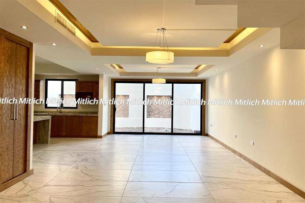 Foto de casa en , fraccionamiento las lunas residencial 2, chihuahua, chihuahua, 26286052 foto 02 Foto de casa en venta en , fraccionamiento las lunas residencial 2, chihuahua, chihuahua, 26286052 No. 02