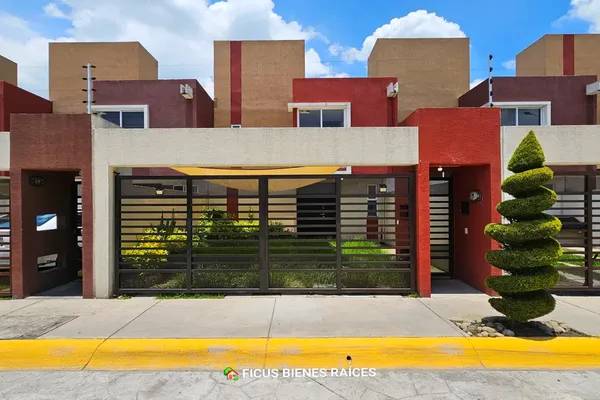 Foto de casa en fraccionamiento las misiones ii , misiones de santa esperanza, toluca, méxico, 0 foto 01 Foto de casa en venta en fraccionamiento las misiones ii , misiones de santa esperanza, toluca, méxico, 0 No. 01