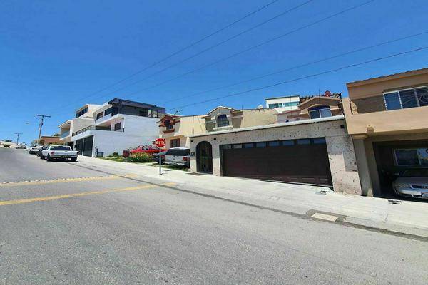 Foto de casa en fraccionamiento urbi quinta versalles, av. paseo vista del rey , la gloria, tijuana, baja california, 0 foto 02 Foto de casa en venta en fraccionamiento urbi quinta versalles, av. paseo vista del rey , la gloria, tijuana, baja california, 0 No. 02