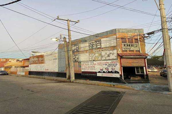 Foto de local en , francisco i madero, carmen, campeche, 23642699 foto 01 Foto de local en renta en , francisco i madero, carmen, campeche, 23642699 No. 01