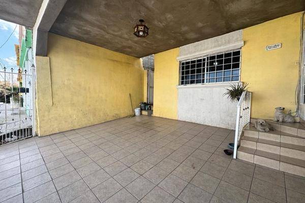 Foto de casa en , gustavo diaz ordaz, chihuahua, chihuahua, 28026987 foto 02 Foto de casa en venta en , gustavo diaz ordaz, chihuahua, chihuahua, 28026987 No. 02