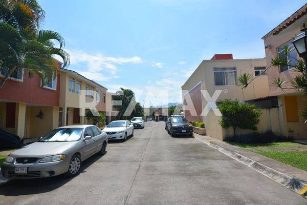 Foto de casa en hacienda san javier , parques las palmas, puerto vallarta, jalisco, 28213824 foto 02 Foto de casa en venta en hacienda san javier , parques las palmas, puerto vallarta, jalisco, 28213824 No. 02