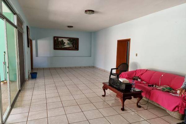 Foto de casa en iturbide , san miguel cuyutlan, tlajomulco de zúñiga, jalisco, 27806199 foto 05 Foto de casa en venta en iturbide , san miguel cuyutlan, tlajomulco de zúñiga, jalisco, 27806199 No. 05