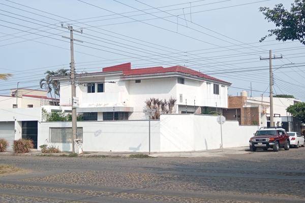 Foto de local en , jardines vista hermosa, colima, colima, 30303305 foto 01 Foto de local en renta en , jardines vista hermosa, colima, colima, 30303305 No. 01