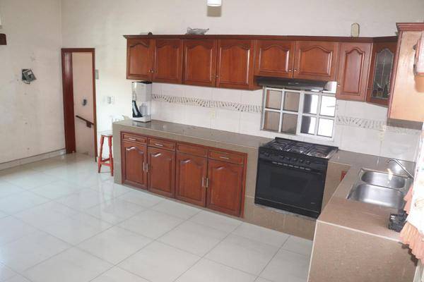 Foto de casa en jesús romero flores 6, constituyentes infonavit, uruapan, michoacán de ocampo, 0 foto 04 Foto de casa en venta en jesús romero flores 6, constituyentes infonavit, uruapan, michoacán de ocampo, 0 No. 04