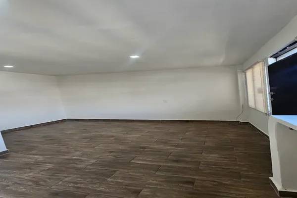 Foto de local en jose maria pino suarez 22421, libertad, tijuana, baja california, 0 foto 02 Foto de local en renta en jose maria pino suarez 22421, libertad, tijuana, baja california, 0 No. 02