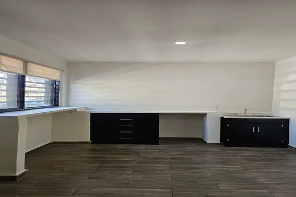 Foto de local en jose maria pino suarez 22421, libertad, tijuana, baja california, 0 foto 05 Foto de local en renta en jose maria pino suarez 22421, libertad, tijuana, baja california, 0 No. 05