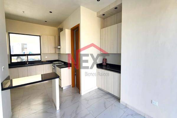 Foto de casa en la escondida 0, la herradura, saltillo, coahuila de zaragoza, 0 foto 02 Foto de casa en renta en la escondida 0, la herradura, saltillo, coahuila de zaragoza, 0 No. 02