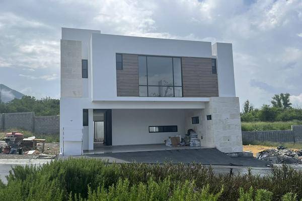 Foto de casa en la rioja , villas la rioja, monterrey, nuevo león, 28361545 foto 01 Foto de casa en venta en la rioja , villas la rioja, monterrey, nuevo león, 28361545 No. 01