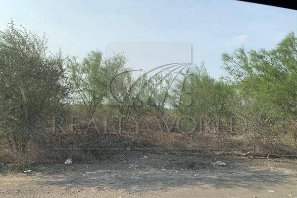 Foto de terreno industrial en , león a. flores, salinas victoria, nuevo león, 20795374 foto 04 Foto de terreno industrial en renta en , león a. flores, salinas victoria, nuevo león, 20795374 No. 04