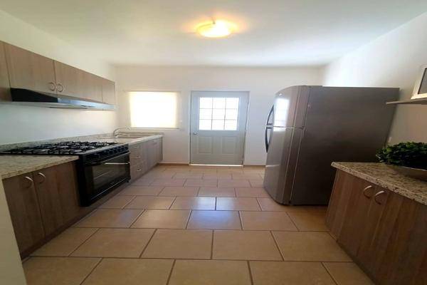 Foto de casa en libramiento norponiente. , ciudad del sol sección valle de santiago, querétaro, querétaro, 16907226 foto 03 Foto de casa en venta en libramiento norponiente. , ciudad del sol sección valle de santiago, querétaro, querétaro, 16907226 No. 03