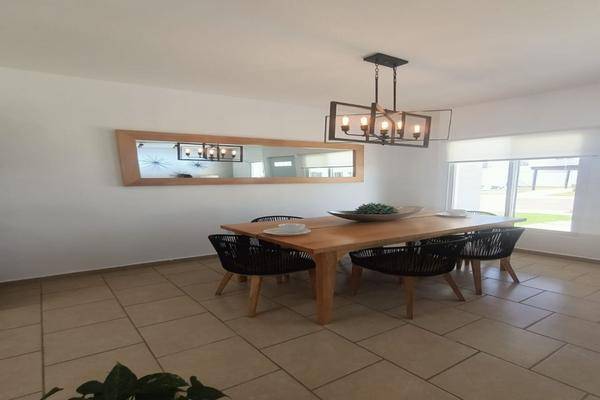 Foto de casa en libramiento norponiente. , ciudad del sol sección valle de santiago, querétaro, querétaro, 16907226 foto 04 Foto de casa en venta en libramiento norponiente. , ciudad del sol sección valle de santiago, querétaro, querétaro, 16907226 No. 04