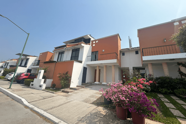 Foto de casa en lomas verdes, tuxtla gutiérrez, chiapas, 29066 , lomas verdes, tuxtla gutiérrez, chiapas, 0 foto 02 Foto de casa en renta en lomas verdes, tuxtla gutiérrez, chiapas, 29066 , lomas verdes, tuxtla gutiérrez, chiapas, 0 No. 02